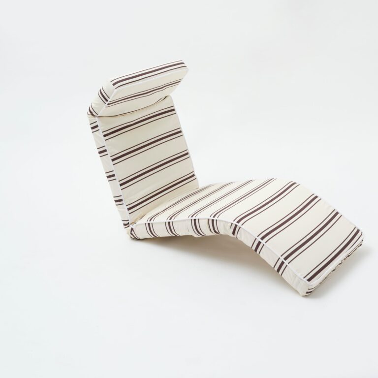 Chaise Longue Rayee Gris Anthracite Confortable Pour Detente Interieureexterieure Ideale Relaxation 3